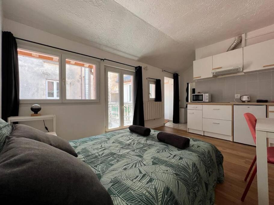 Apartamento Le Cocon De Melun Exterior foto